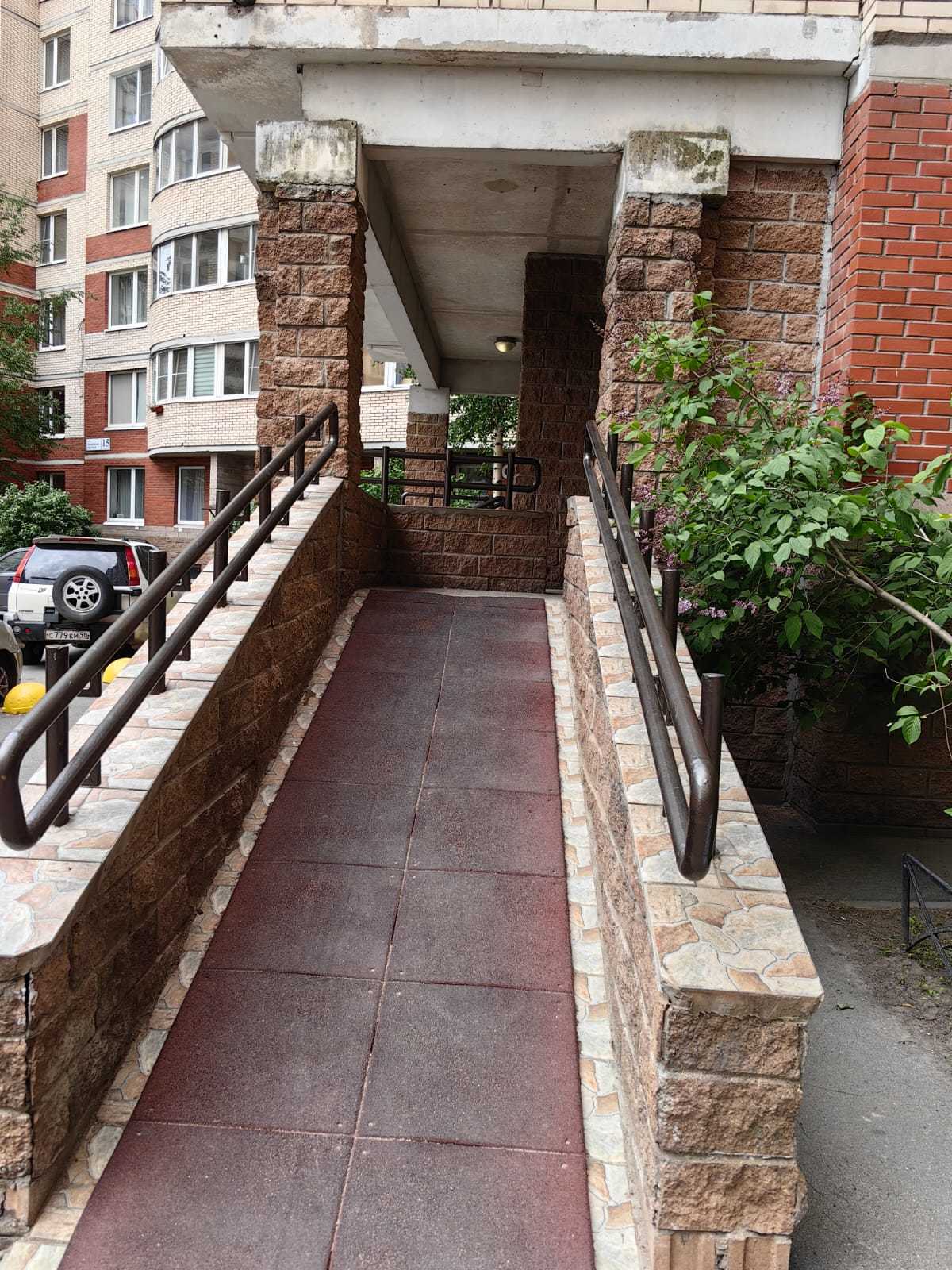 Сдается 1к квартира на г Санкт-Петербург, ул Латышских Стрелков, д 15 к 2, метро Ладожская, г. Санкт-Петербург