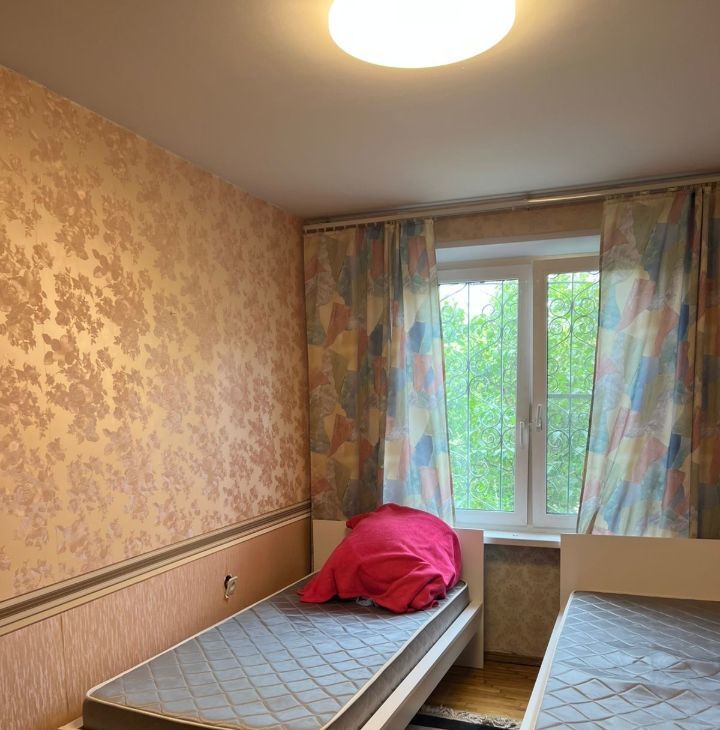 Сдам 3-к квартиру на проезд Карамзина, 1К3, метро Ясенево, г. Москва