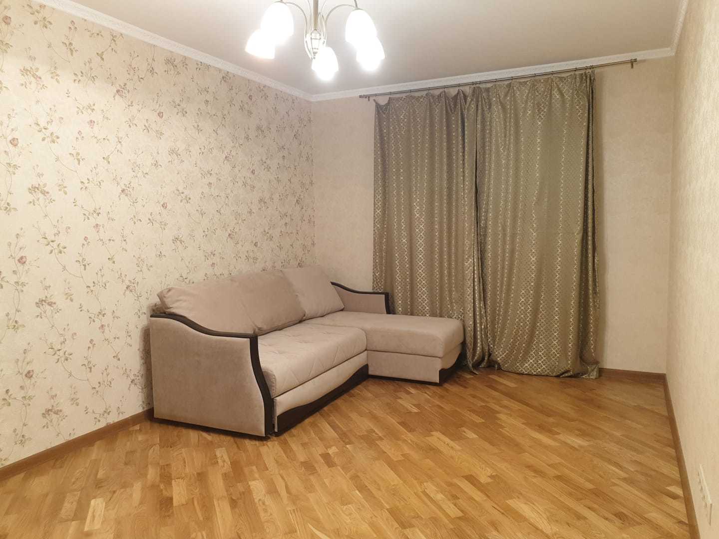 Снять трехкомнатную квартиру на г Москва, ул Производственная, д 10 к 1, метро Боровское шоссе, г. Москва