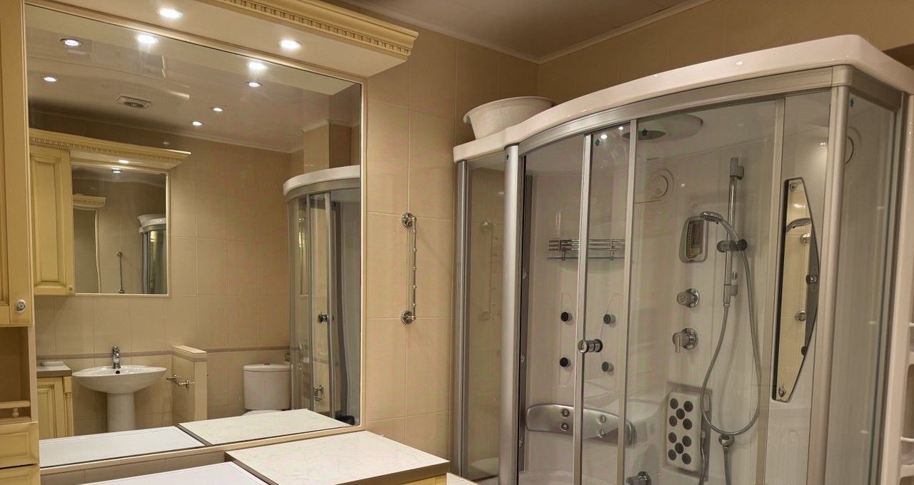 Аренда трехкомнатной квартиры на улица Куусинена, 19к3, метро Зорге, г. Москва