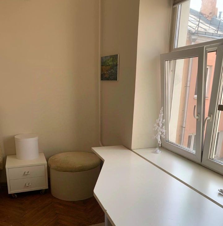 Сдается 3-к квартира на Петровский бульвар, 17/1, метро Лубянка, г. Москва