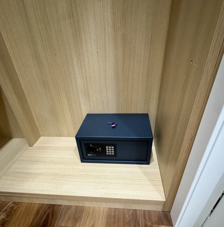 Сдам 3к квартиру на Авиационная улица, 77к2, метро Октябрьское поле, г. Москва