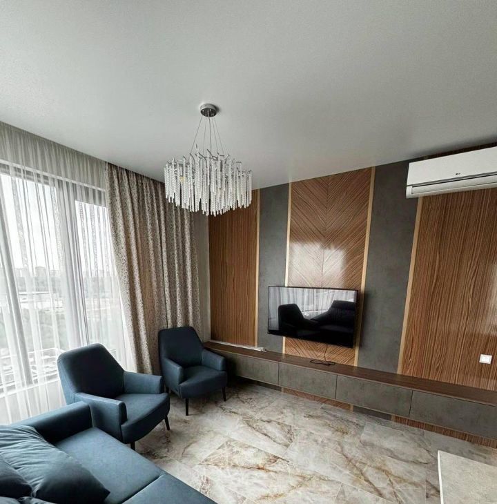 Сдается трехкомнатная квартира на улица Нижние Мневники, 9, метро Молодёжная, г. Москва