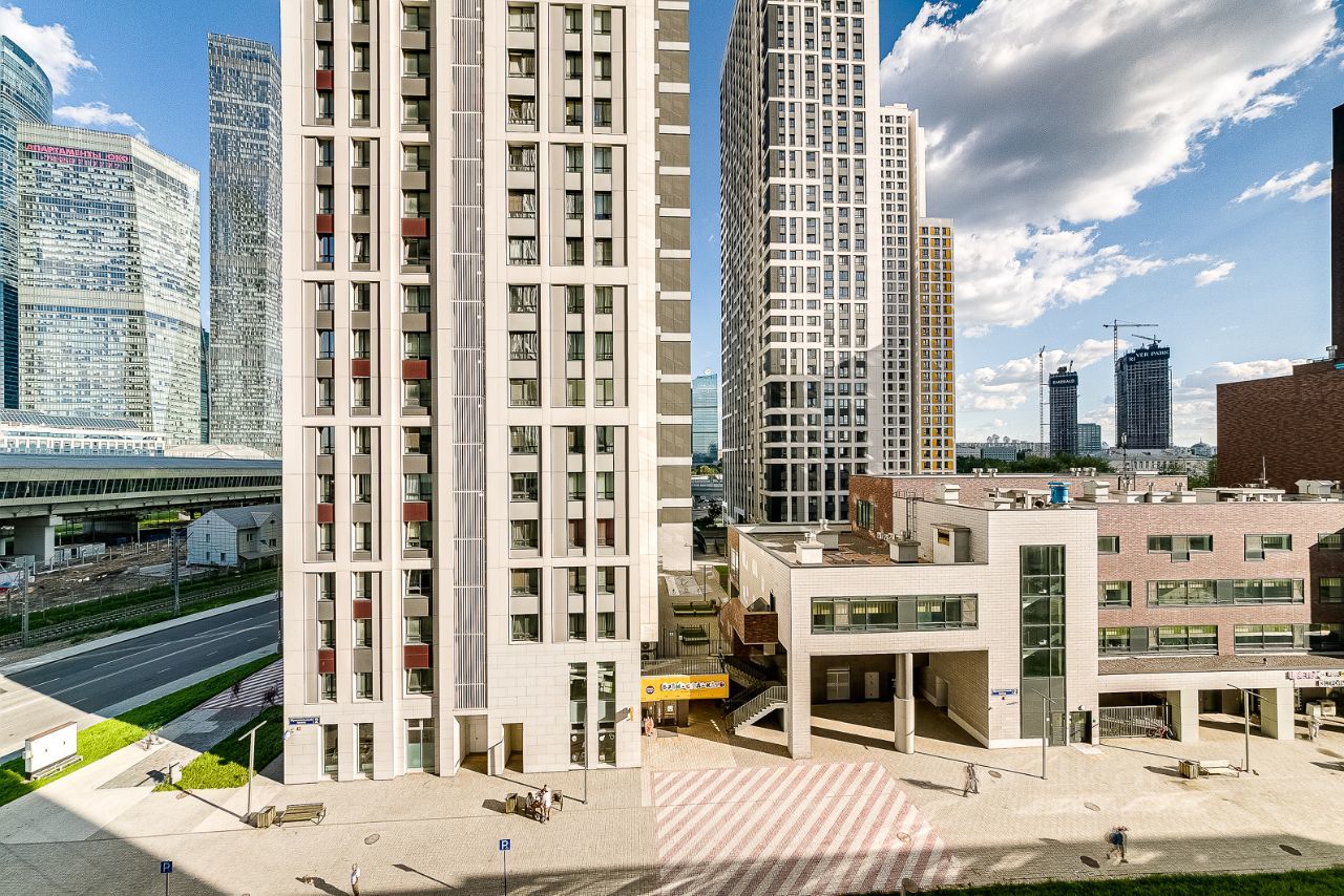 Аренда 1-комнатной квартиры на г Москва, Шмитовский проезд, д 39 к 8, метро Международная, г. Москва