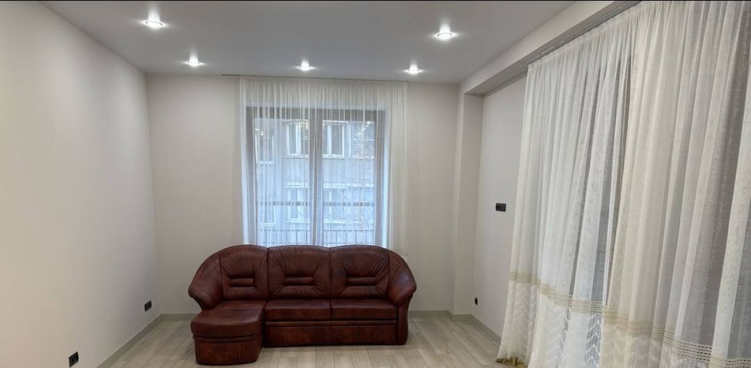 Сдается 3х-комнатная квартира на Наставнический переулок, 3, метро Курская, г. Москва