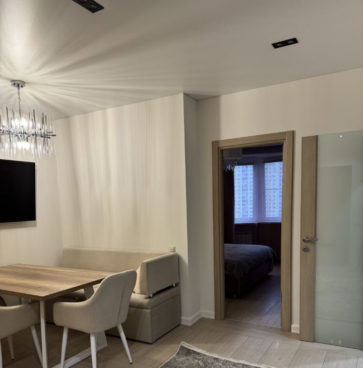 Снять 2к квартиру на Кастанаевская улица, 43К2, метро Пионерская, г. Москва