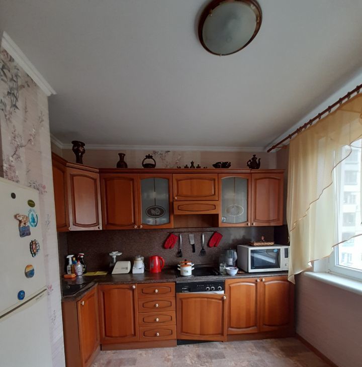 Снять трехкомнатную квартиру на Сивашская улица, 7к2, метро Севастопольская, г. Москва