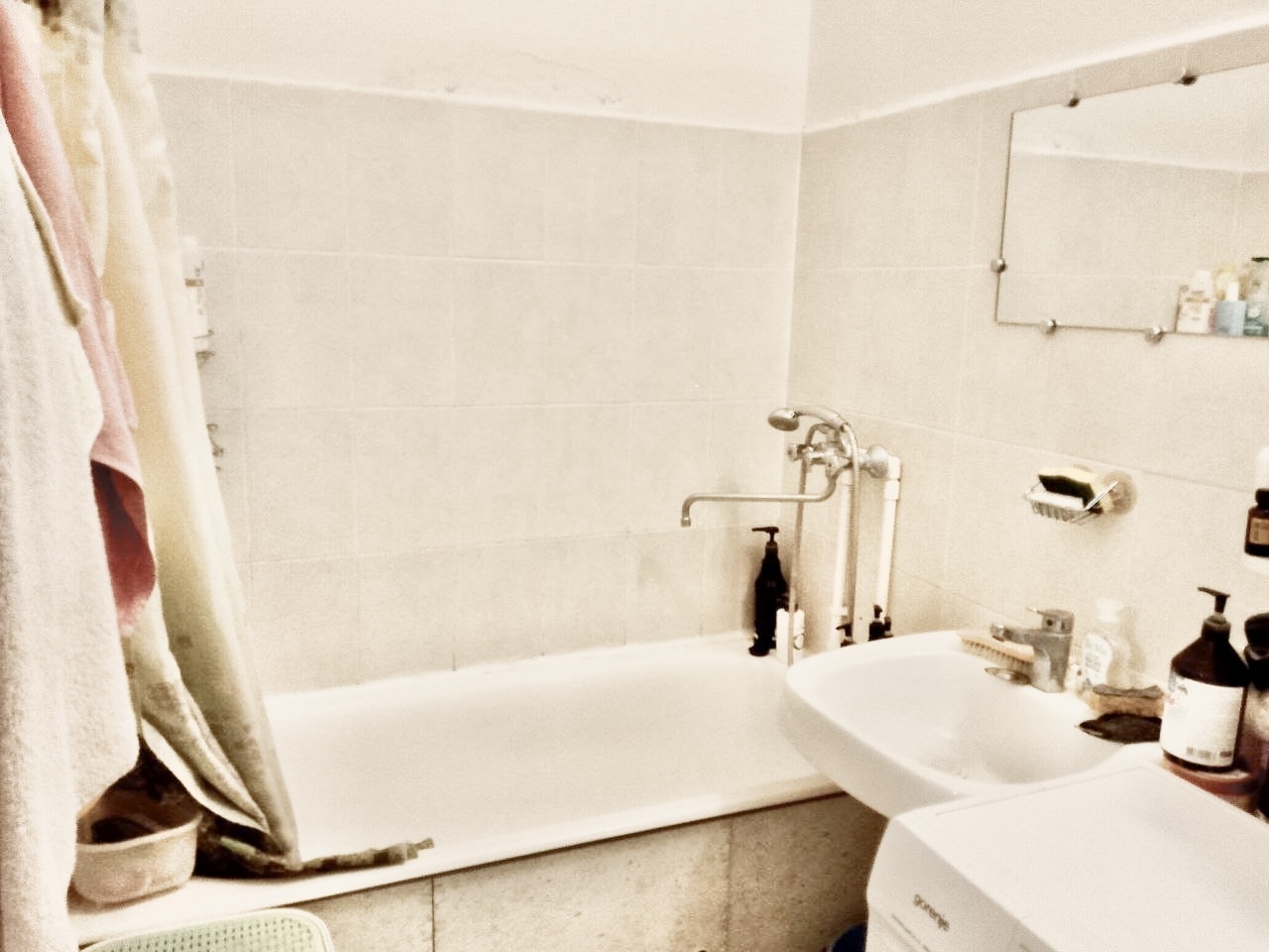 Продаю 3х-комнатную квартиру на г Москва, пр-кт Маршала Жукова, д 49, метро Полежаевская, г. Москва