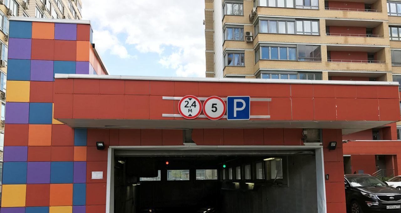 Сдам 4-комнатную квартиру на улица Мельникова, 3к5, метро Крестьянская застава, г. Москва