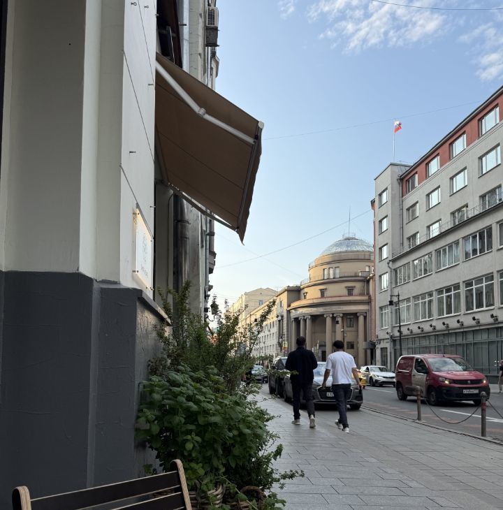 Снять 1-к квартиру на улица Петровка, 19С1, метро Трубная, г. Москва