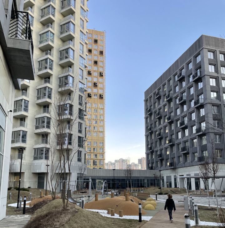 Сдам четырехкомнатную квартиру на набережная Марка Шагала, 11к2, метро ЗИЛ, г. Москва