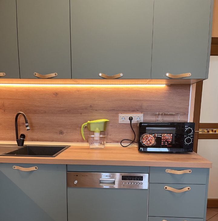 Сдается однокомнатная квартира на улица Грина, 1к8, метро Бульвар Дмитрия Донского, г. Москва