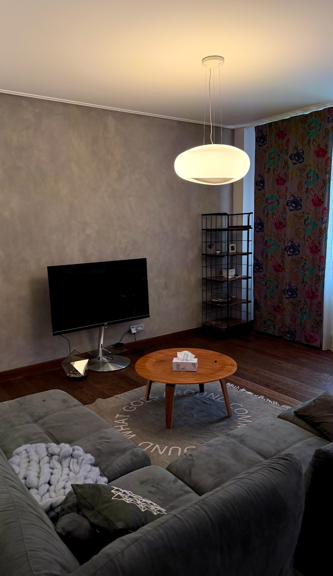 Сдам трехкомнатную квартиру на г Москва, Ходынский б-р, д 13, метро Полежаевская, г. Москва