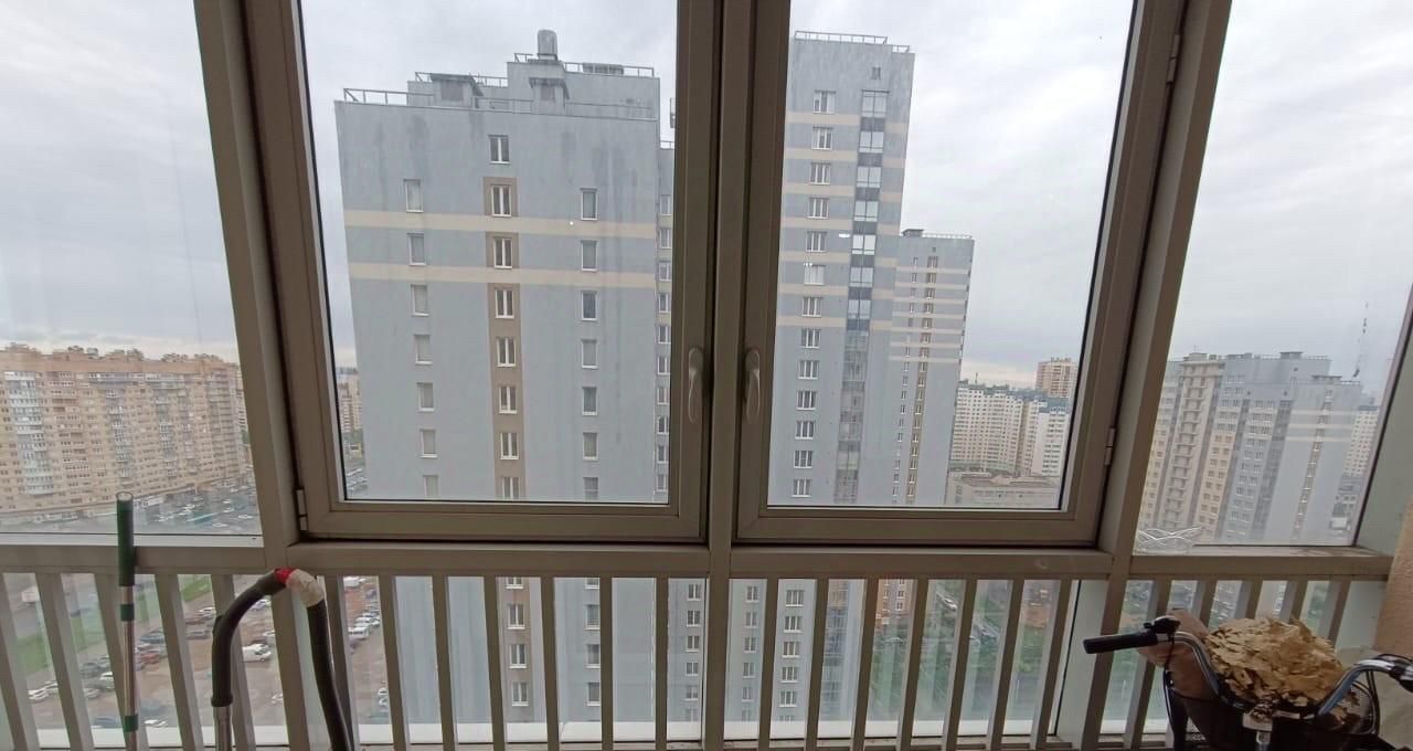 Сдаю 2к квартиру на улица Оптиков, 37, г. Санкт-Петербург