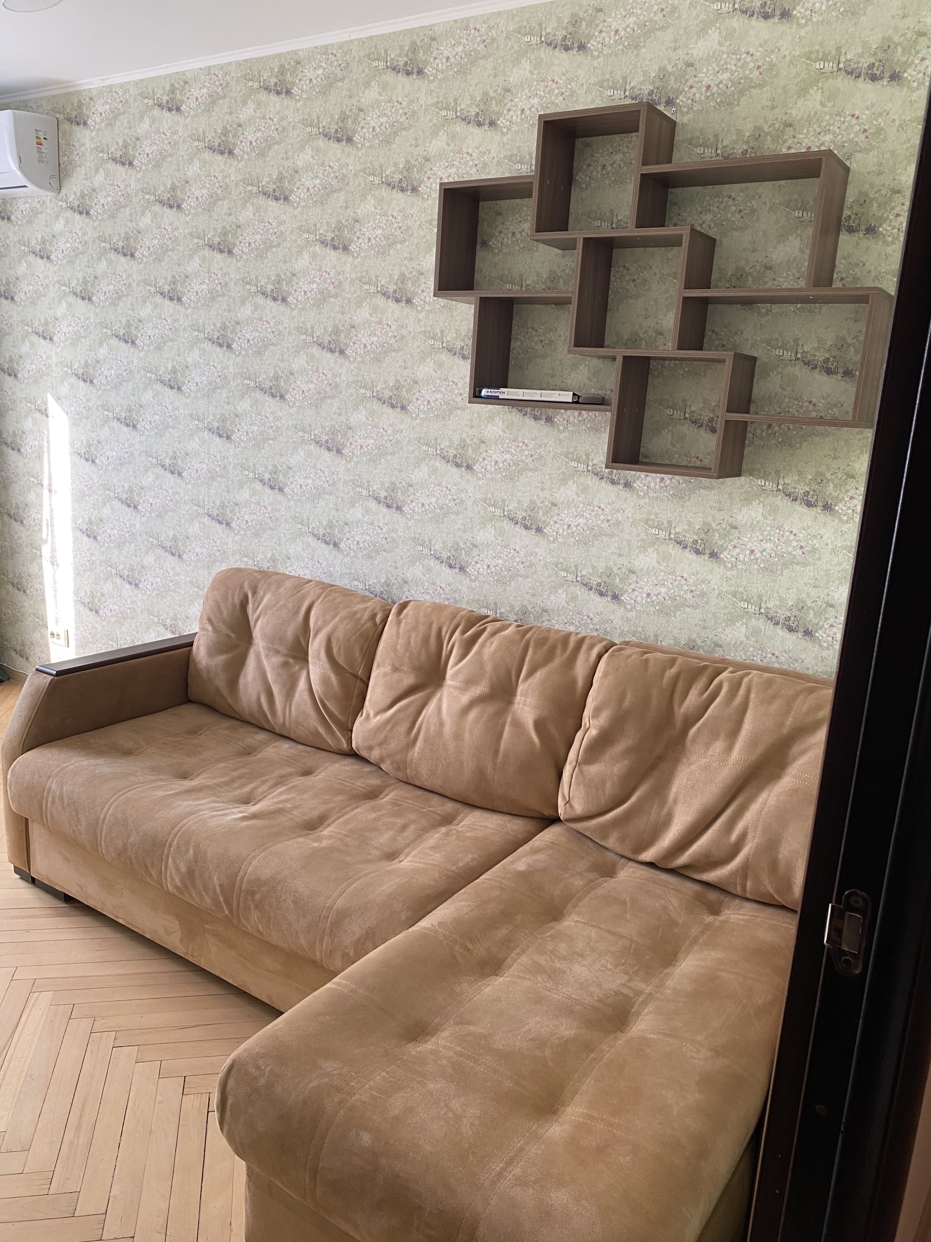 Сдам комнату на г Москва, ул 2-я Сокольническая, д 2, метро Сокольники, г. Москва