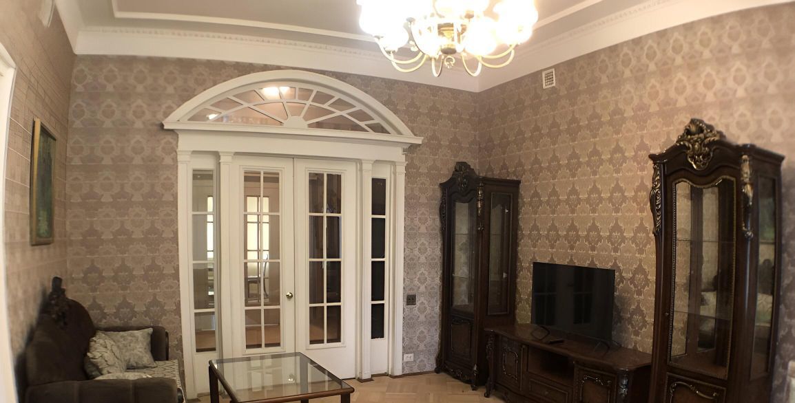 Сдается 2к квартира на Садовая-Триумфальная улица, 4/10, метро Маяковская, г. Москва