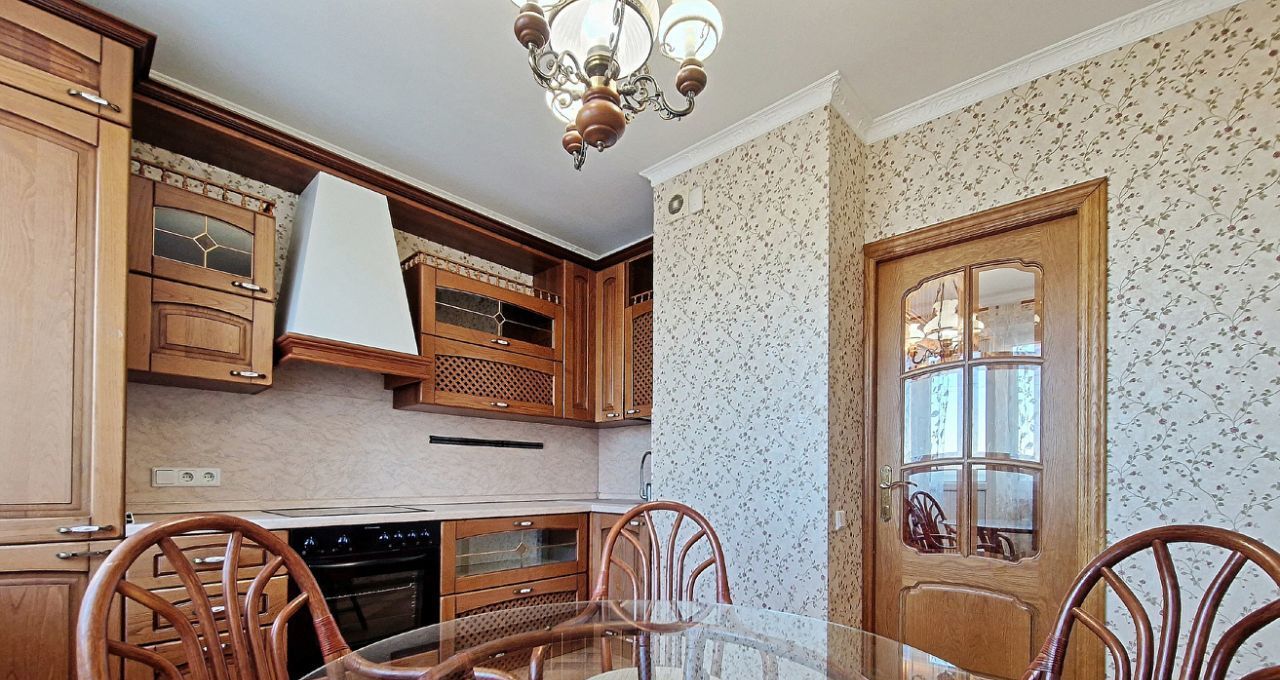 Сдам 3-комнатную квартиру на Профсоюзная улица, 93К4, метро Коньково, г. Москва