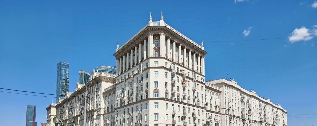 Сдам 2-комнатную квартиру на Кутузовский проспект, 30, метро Студенческая, г. Москва