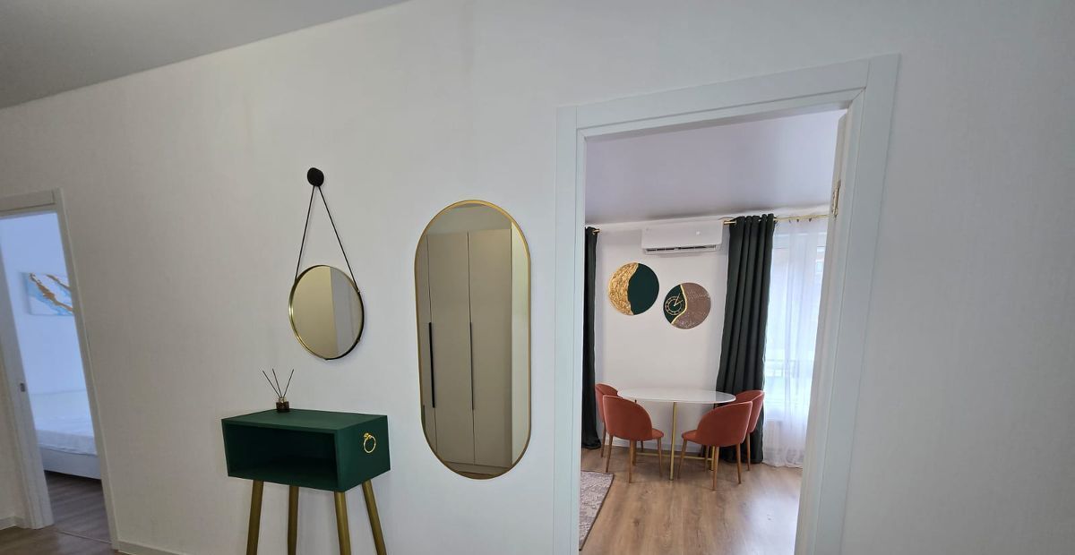 Снять трехкомнатную квартиру на проспект Куприна, 30к9, метро Бунинская аллея, г. Москва