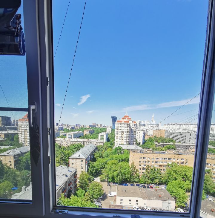 Снять трехкомнатную квартиру на Хорошевское шоссе, 80, метро Полежаевская, г. Москва
