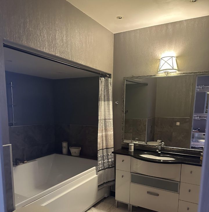 Снять 3-комнатную квартиру на улица Расплетина, 14, метро Зорге, г. Москва