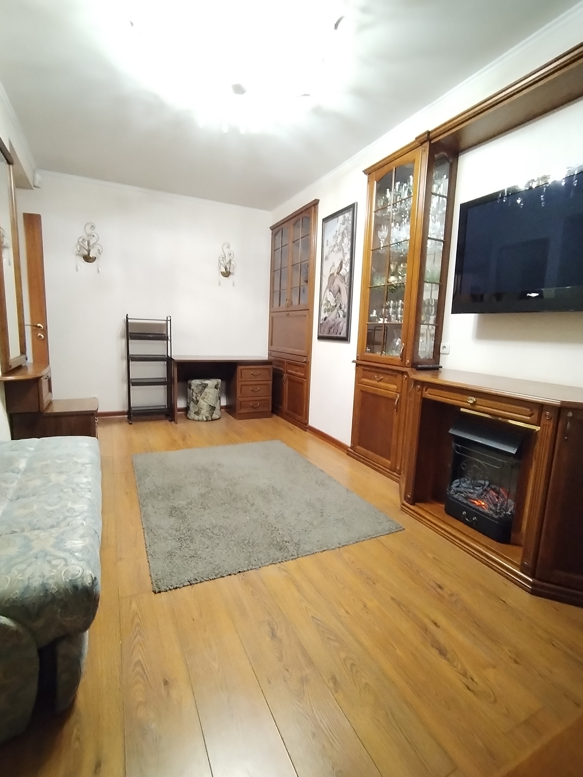 Сдам 3-к квартиру на г Москва, Смоленский б-р, д 13 стр 8, метро Смоленская (Арбатско-Покровская линия), г. Москва