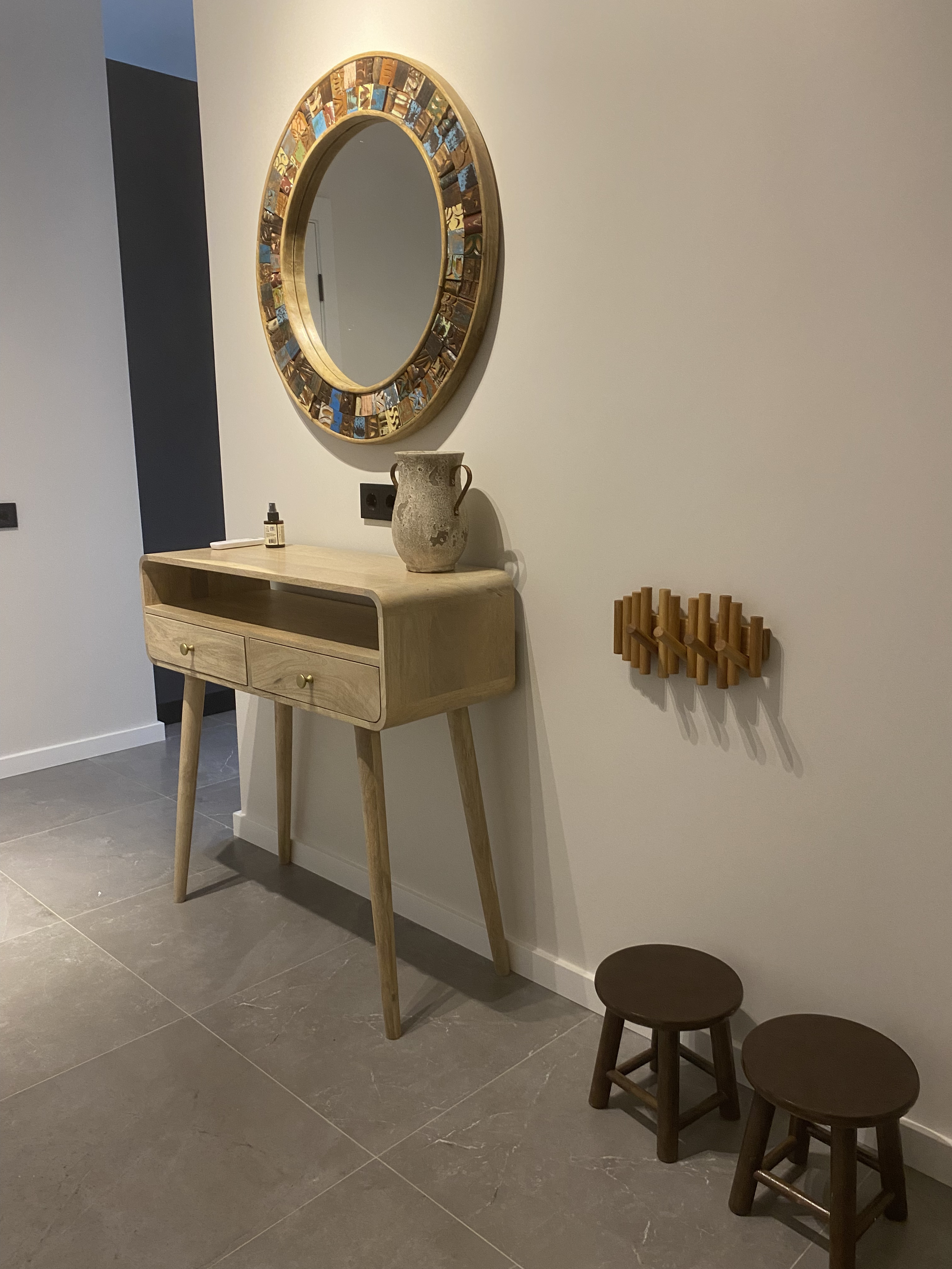 Аренда 2х-комнатной квартиры на Московская обл, г Одинцово, пгт Заречье, Мещерский б-р, д 2, метро Озёрная, г. Москва