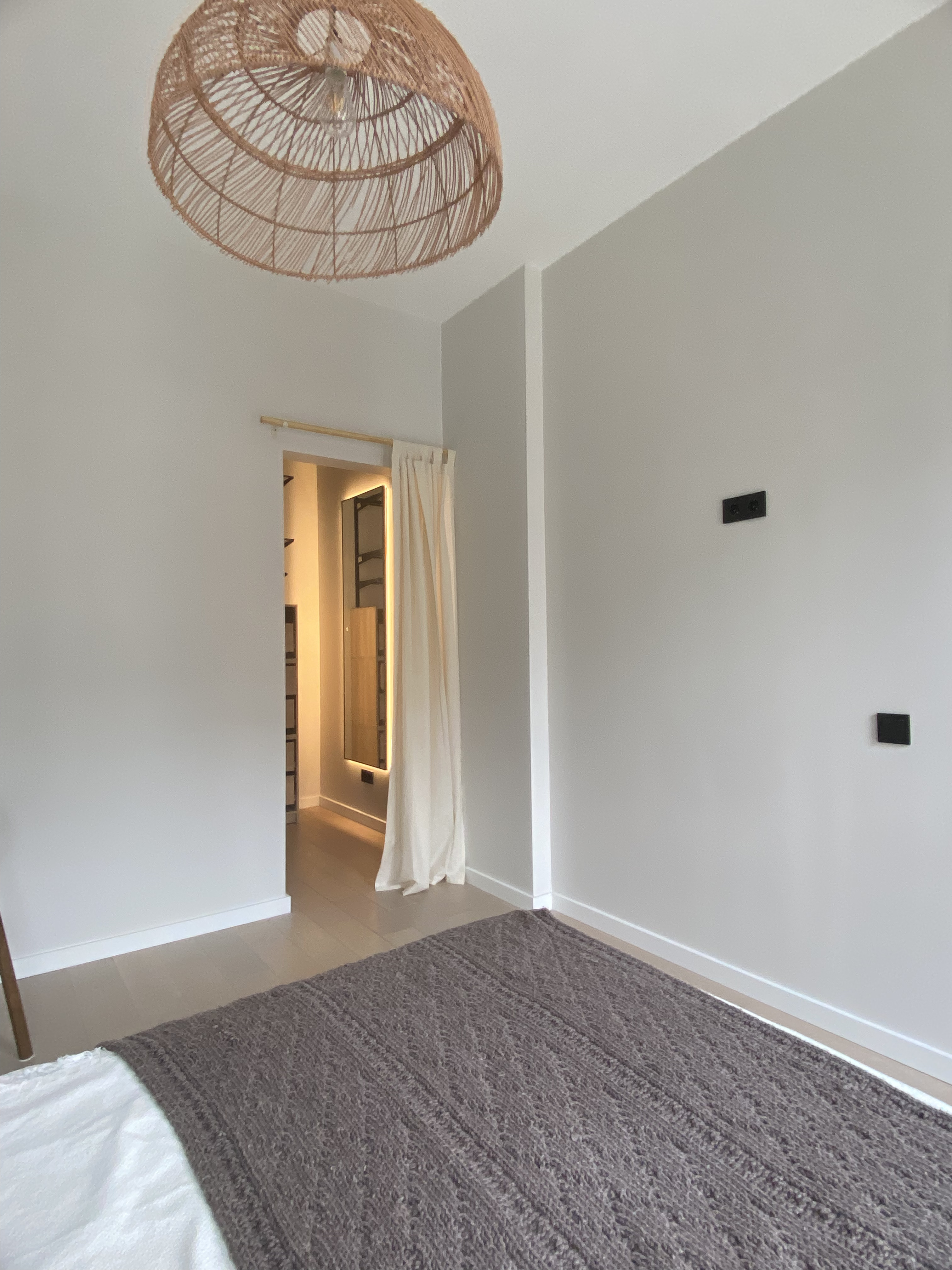 Сдам 2-к квартиру на Московская обл, г Одинцово, пгт Заречье, Мещерский б-р, д 2, метро Озёрная, г. Москва