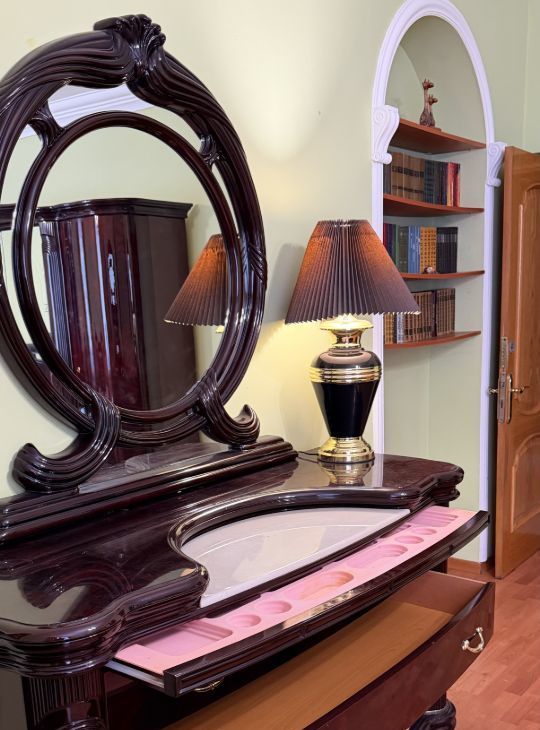 Аренда 3-комнатной квартиры на Шмитовский проезд, 13, метро Деловой центр (МЦК), г. Москва