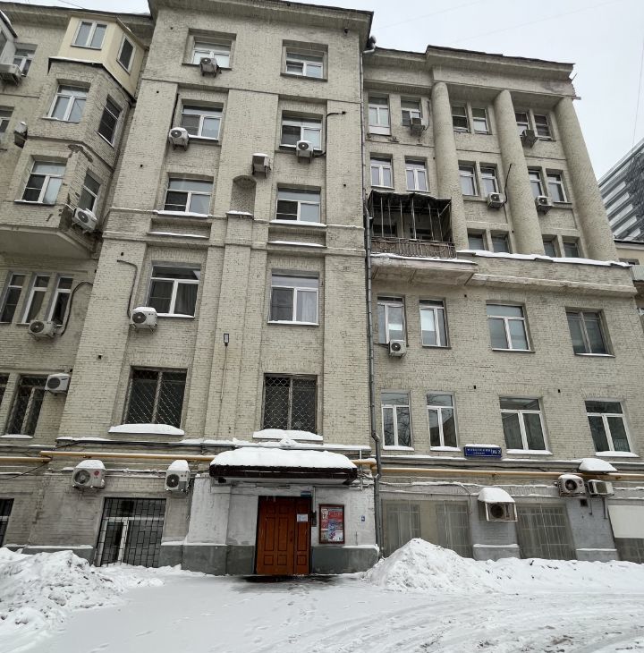 Сдаю 2х-комнатную квартиру на Новинский бульвар, 16С2, метро Краснопресненская, г. Москва