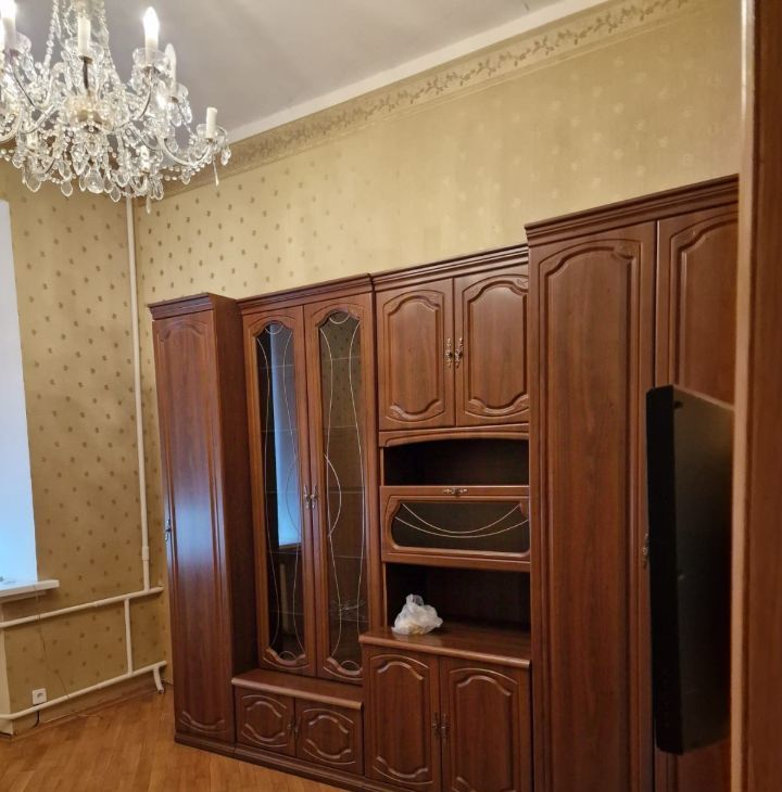 Сдаю 3-к квартиру на Малая Бронная улица, 42/14, метро Белорусская, г. Москва