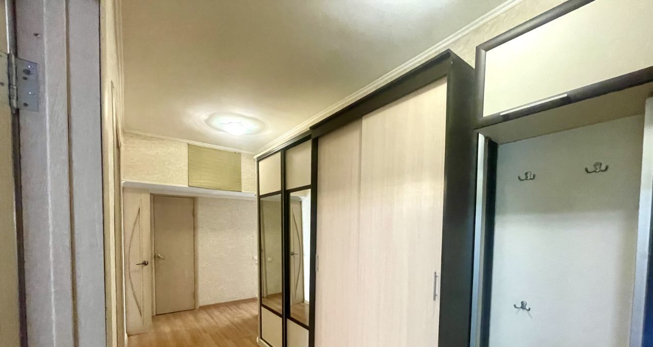 Аренда трехкомнатной квартиры на Большая Дорогомиловская улица, 14к1, метро Киевская, г. Москва