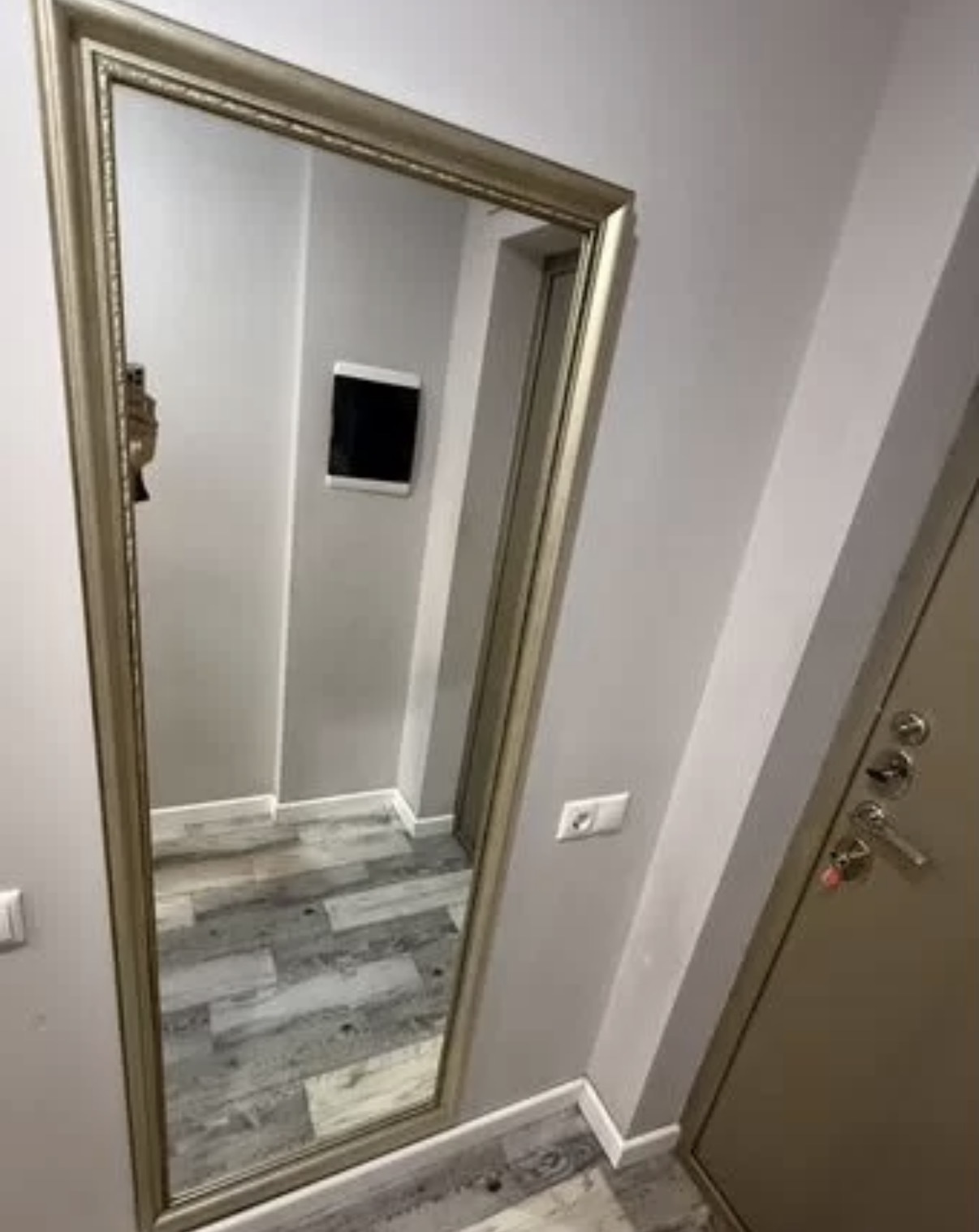 Снять комнату на г Москва, ул Золоторожский Вал, д 8, метро Площадь Ильича, г. Москва