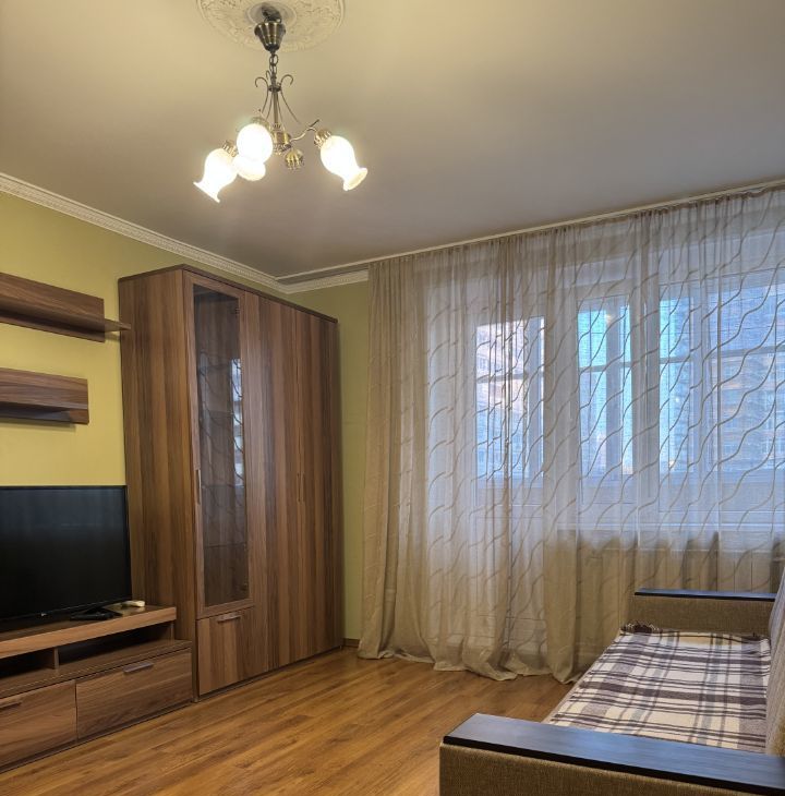 Снять 1-к квартиру на Ленинский проспект, 79К2, метро Университет, г. Москва