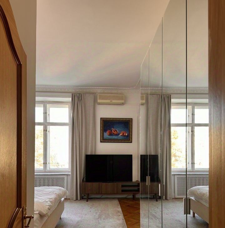 Сдается 4-к квартира на Малая Бронная улица, 20С2, г. Москва