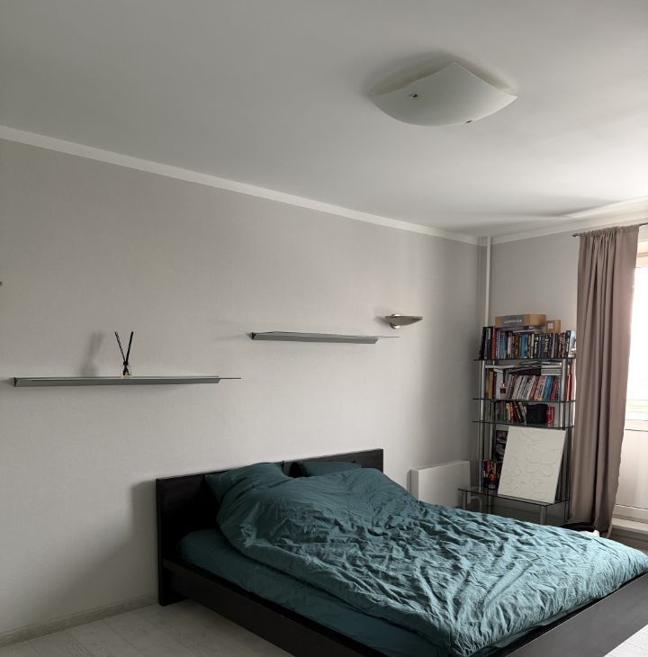 Сдаю 2-комнатную квартиру на Сколковское шоссе, 13, метро Кунцевская, г. Москва