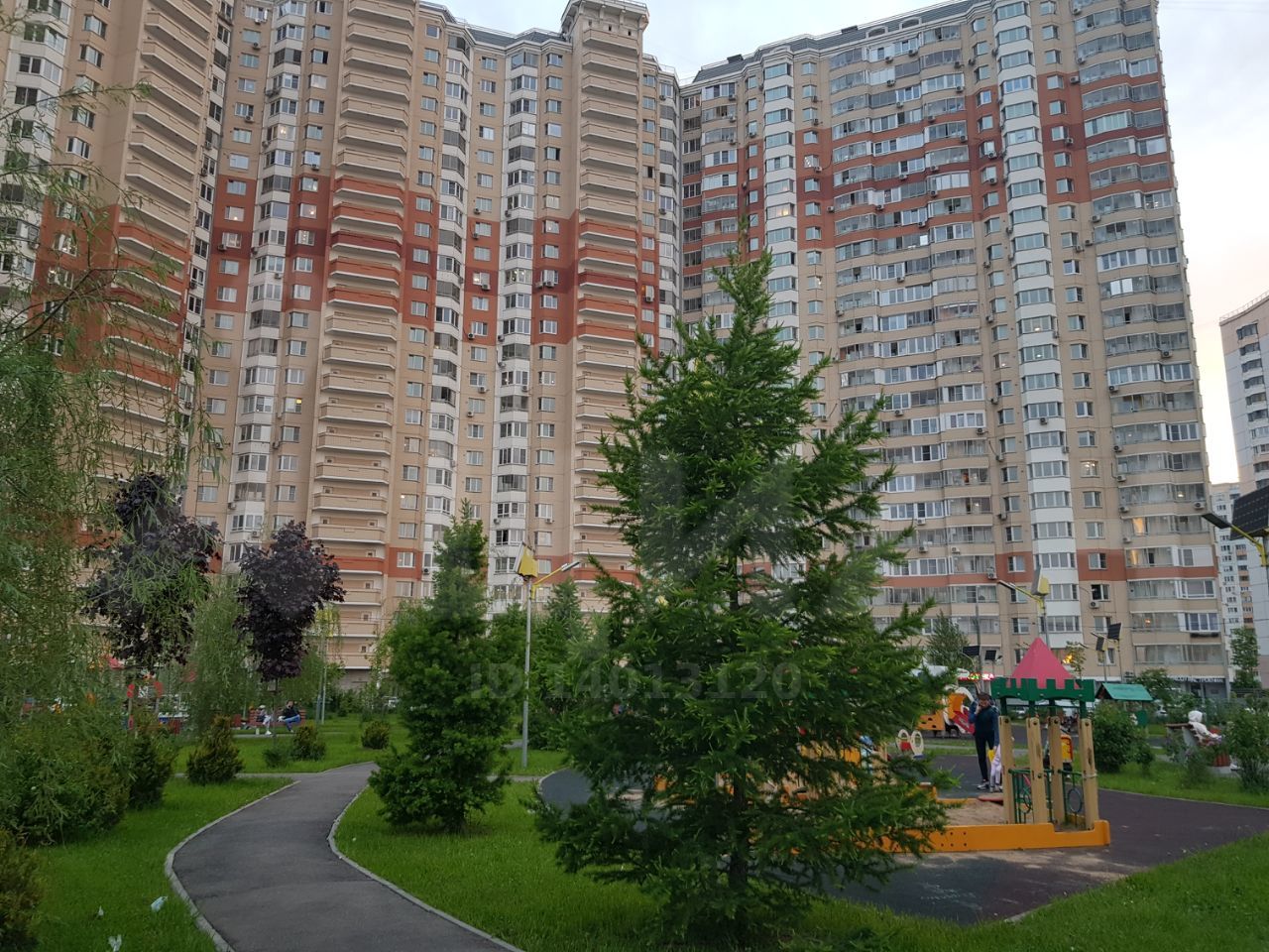 Продажа 1-к квартиры на Московская обл, г Красногорск, Красногорский б-р, д 26, метро Волоколамская, г. Москва