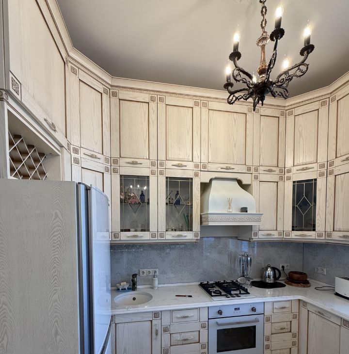 Снять 3-к квартиру на улица Земляной Вал, 1/4С1, метро Чкаловская, г. Москва