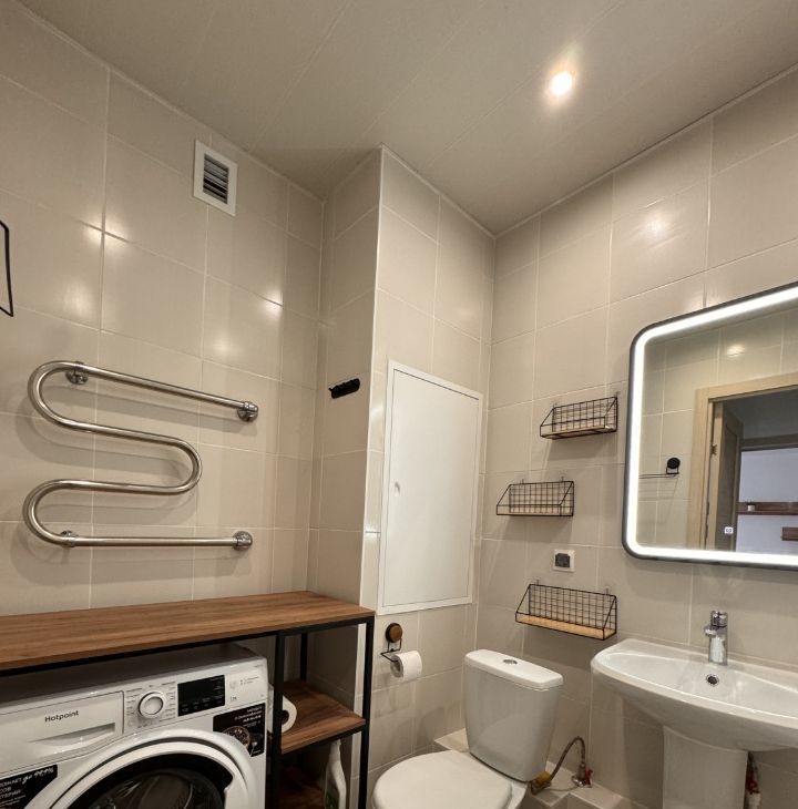 Снять однокомнатную квартиру на Новощукинская улица, 8, метро Стрешнево, г. Москва