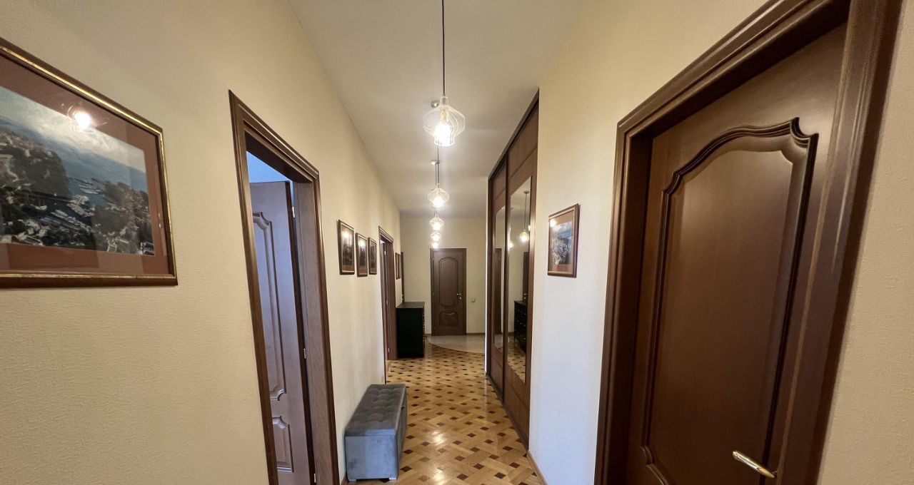 Аренда 3-комнатной квартиры на Новочеремушкинская улица, 18, метро Академическая, г. Москва