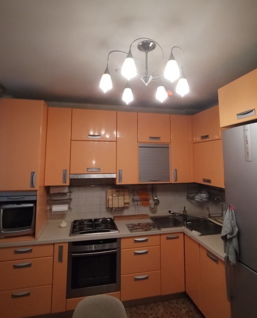 Сдаю 3к квартиру на г Москва, Смоленский б-р, д 13 стр 8, метро Смоленская (Арбатско-Покровская линия), г. Москва