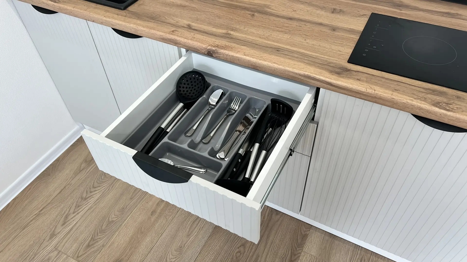 Сдается 1-к квартира на г Москва, р-н Коммунарка, поселок Коммунарка, ул Александры Монаховой, д 83, метро Коммунарка, г. Москва