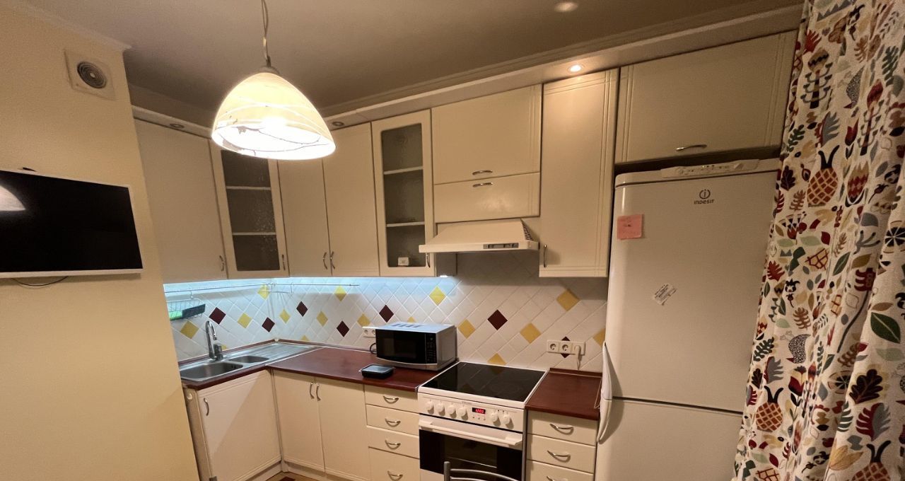 Сдам 1к квартиру на улица Удальцова, 87К4, метро Мичуринский проспект, г. Москва