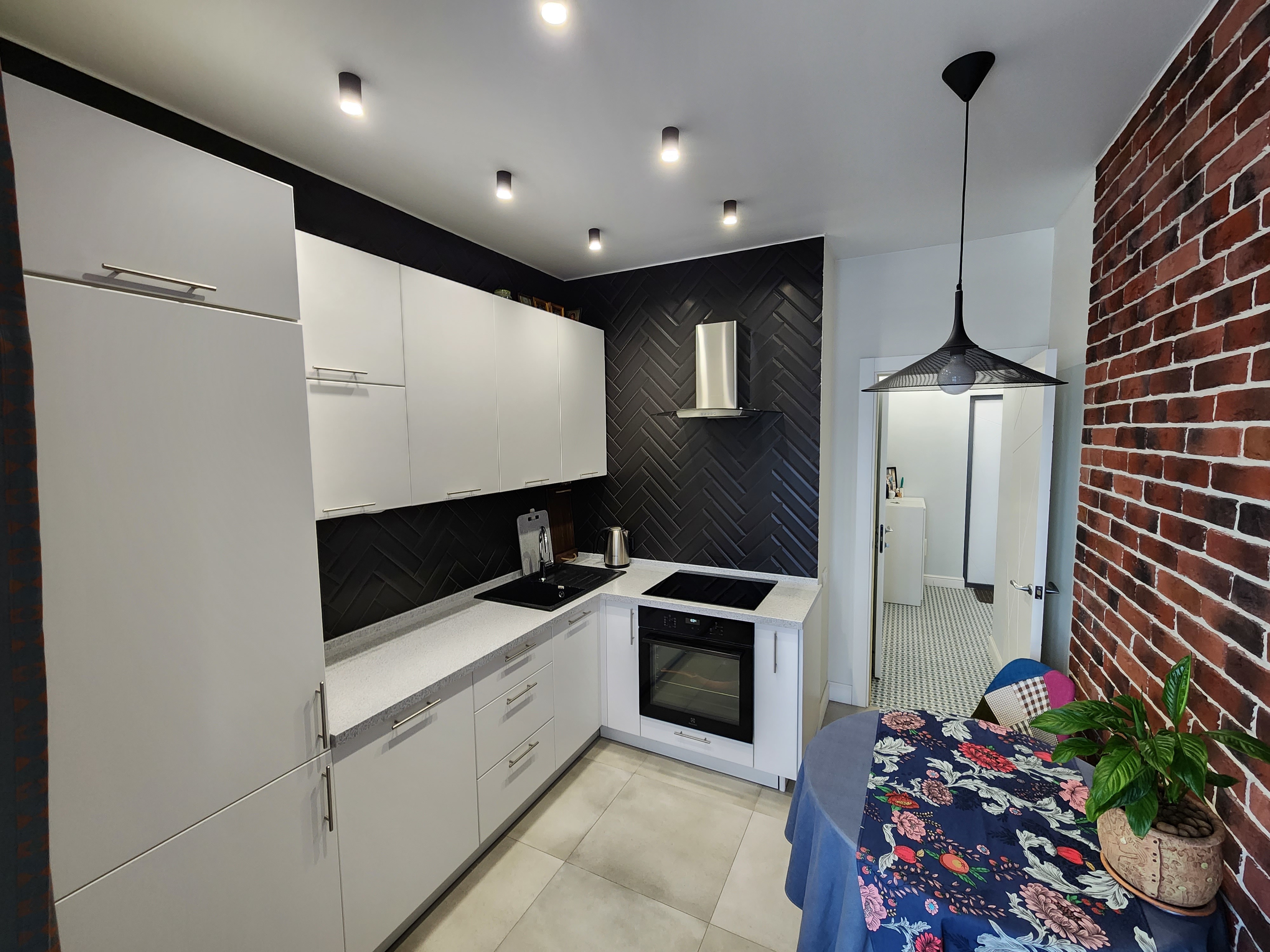 Аренда однокомнатной квартиры на Московская обл, г Люберцы, ул Юности, д 13 к 1, метро Лухмановская, г. Москва