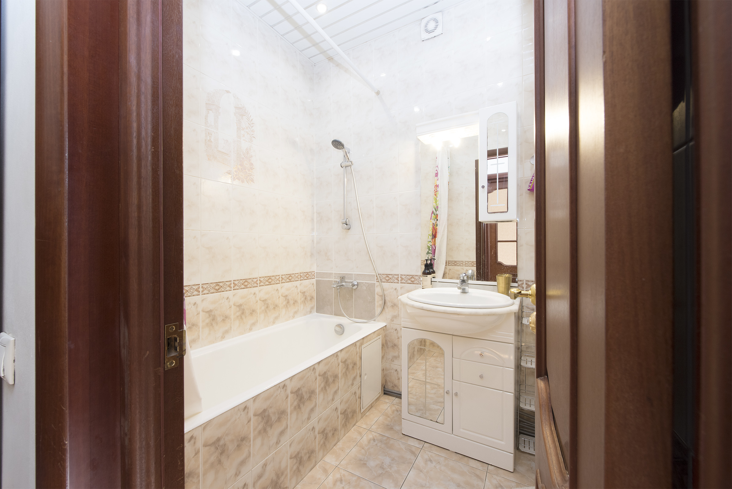 Сдается 1-комнатная квартира на г Москва, ул Кржижановского, д 23 к 2, метро Академическая, г. Москва