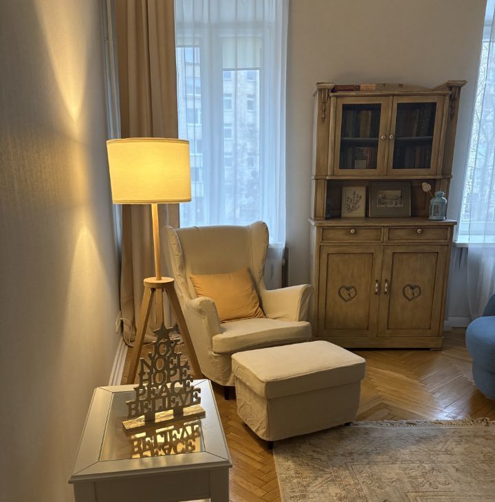 Аренда 2-к квартиры на Вознесенский переулок, 16/4, метро Театральная, г. Москва