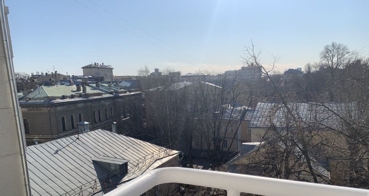 Снять 3-к квартиру на Хоромный тупик, 2/6, метро Чистые пруды, г. Москва