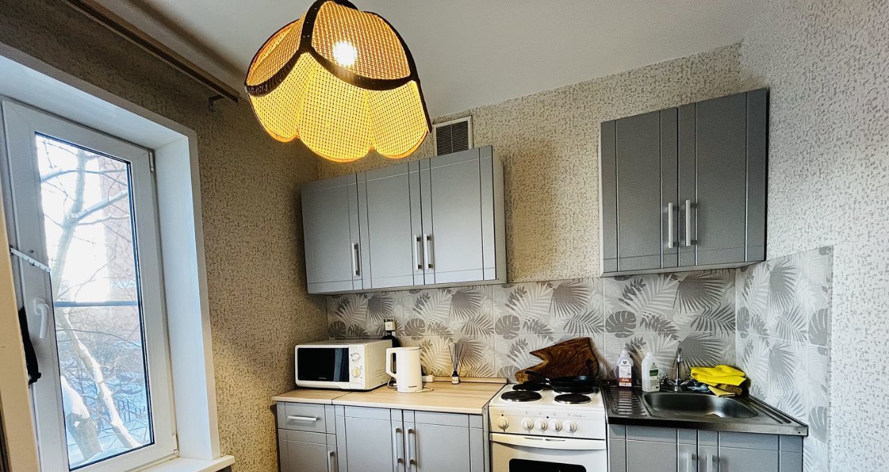 Снять однокомнатную квартиру на Отрадная улица, 11, метро Отрадное, г. Москва