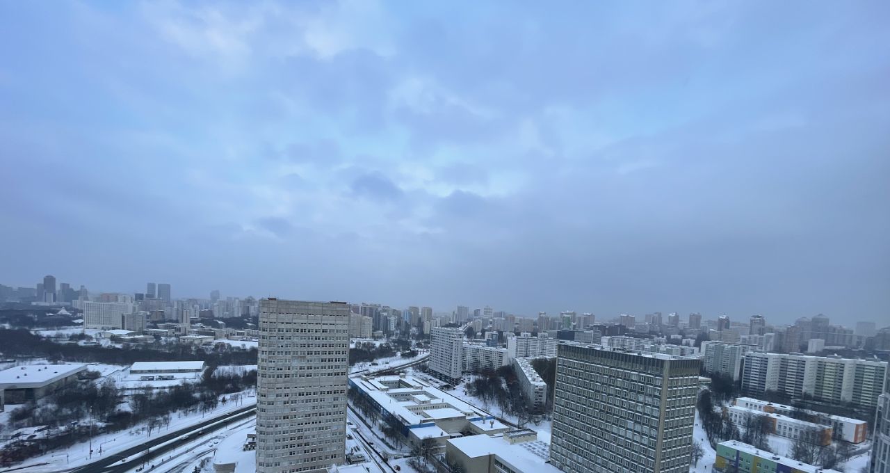 Сдаю 3к квартиру на проспект Вернадского, 105к4, метро Юго-Западная, г. Москва