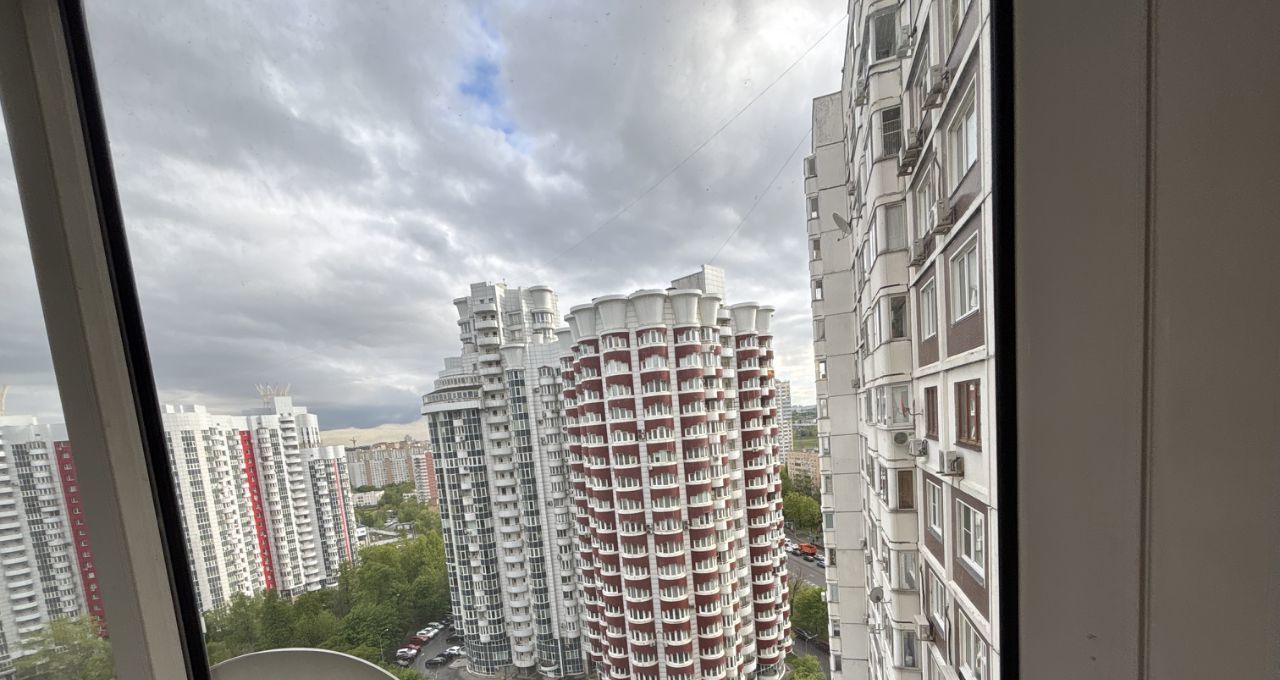 Сдам трехкомнатную квартиру на Пролетарский проспект, 3, метро Кантемировская, г. Москва